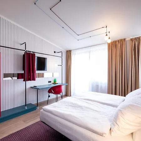 Miss Sophie's Downtown Hotel