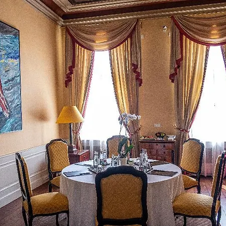Le Palais Art 5*