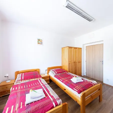 Benes Guest house 2*