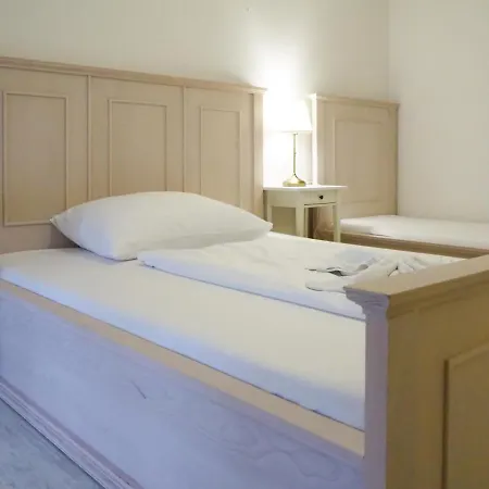 Smetanovo Nabrezi - Riverview Old Town Apartment *