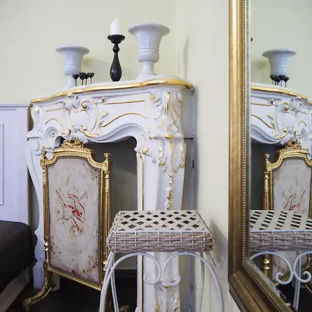 Apartment Smetanovo Nabrezi - Riverview Old Town *