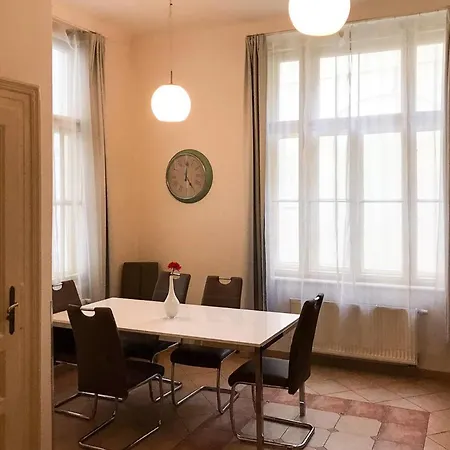 Karlova 22 - Old Town Apartment *
