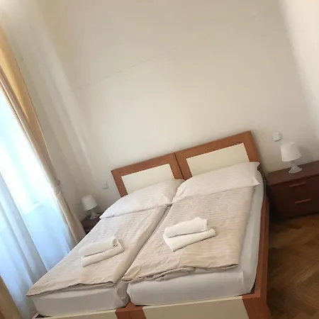 Aparthotel La Familia Praha