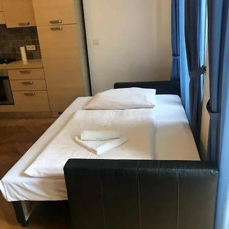 La Familia Aparthotel 2*