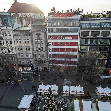 Wenceslas Square Terraces Apartment