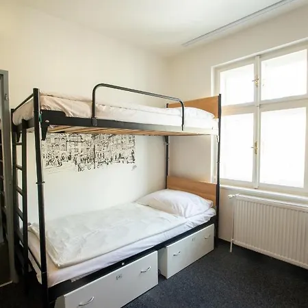 Hostel Mai Bohemia Hostel And Apartment *