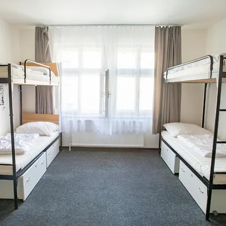 Mai Bohemia Hostel And Apartment Prague