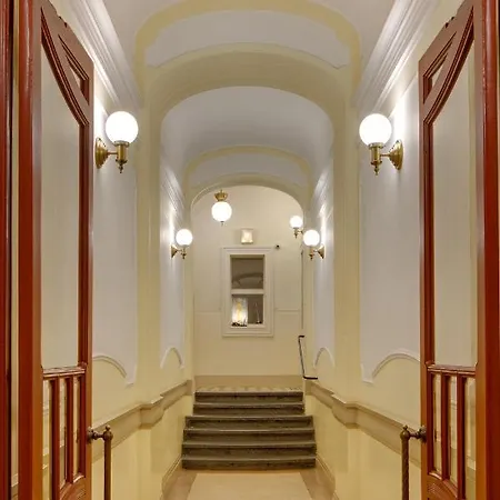 Karlova 24 - Old Town Apartment