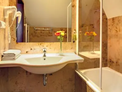 Hotel Clementin 4*