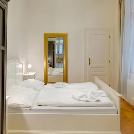 Apartment Karlova 24 - Old Town *