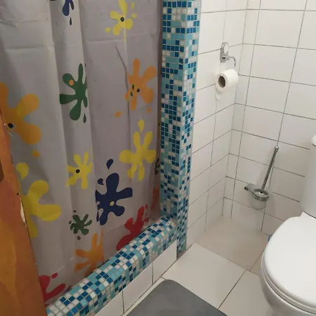 Alca בית הארחה 2*