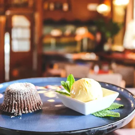 Albatros Bådhotel 3*