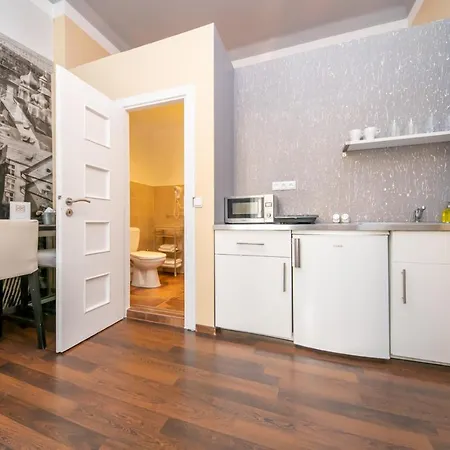 Prague Holiday Apartments 4*