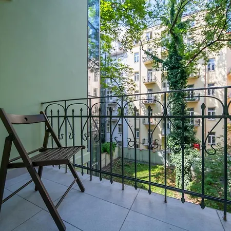 Prague Holiday Apartments Aparthotel 4*