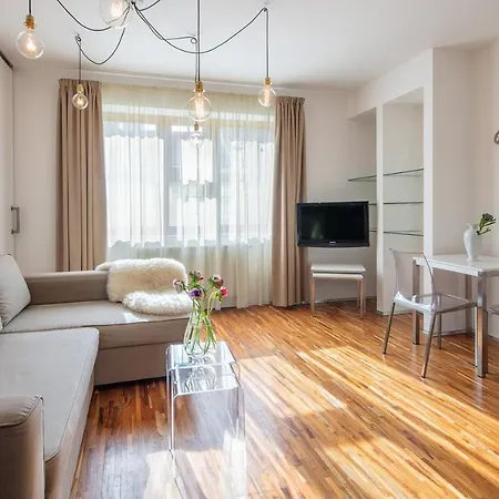 Holeckova 4* Praga