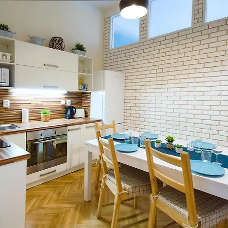 Apartament Center Legerova