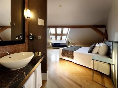 Eurostars Thalia Szálloda 5*
