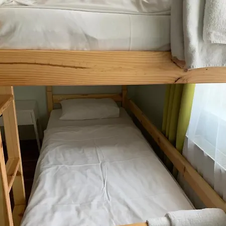 Hotel Abri
