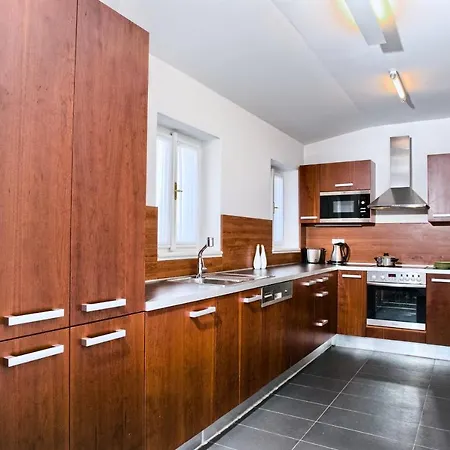 Karolina Apartment