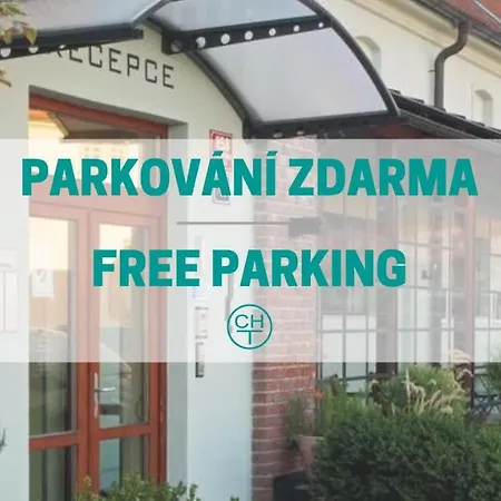 Chvalská Tvrz Hotel 3*