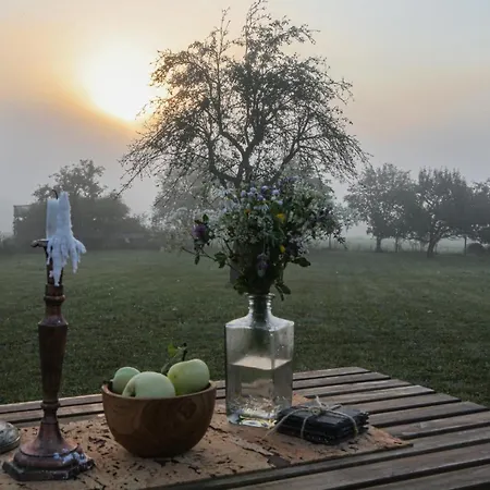Pokojczech Pagoda Luxury tent Prague