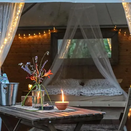 Pokojczech Pagoda Luxury tent *