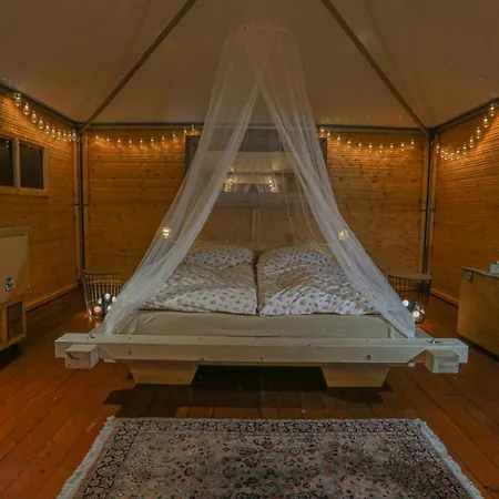 Pokojczech Pagoda Luxury tent