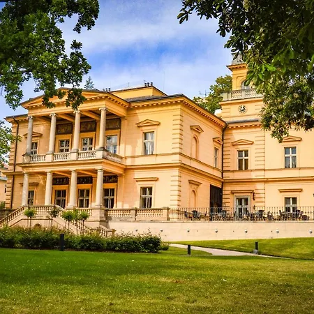 Отель Lanna