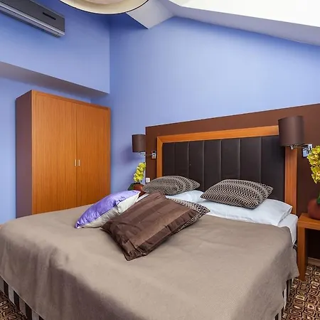Emporio 4* Prag