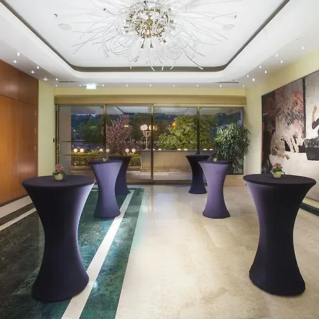 Szálloda Fairmont Golden Prága