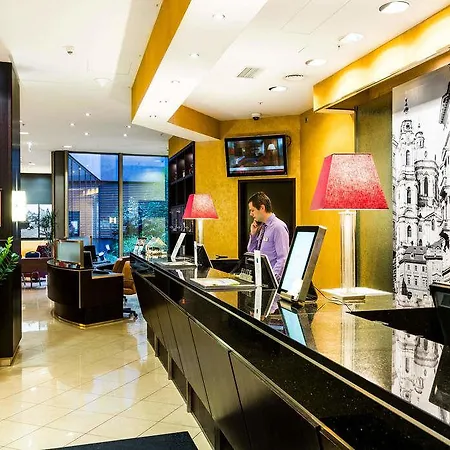 Courtyard By Marriott City 4*