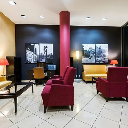 Courtyard By Marriott City 4* Prága