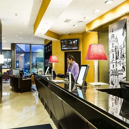 Courtyard By Marriott 4* Prag