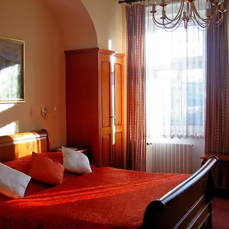Opera 4* Praha