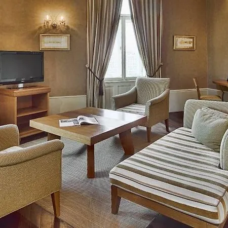 Mamaison Riverside 5* Прага
