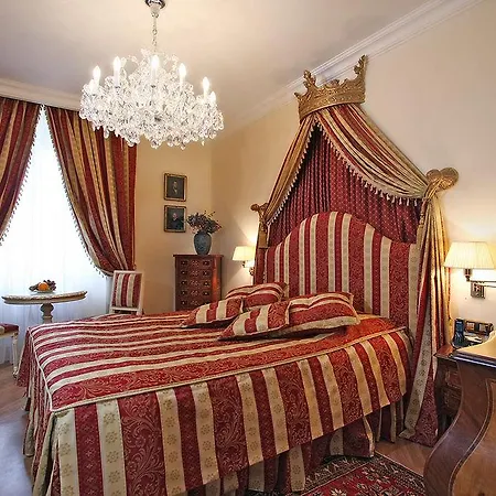 Alchymist Nosticova Palace Hotel