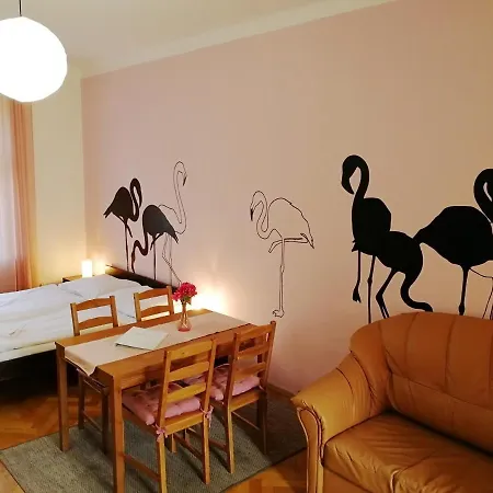 Guest house Flamingo
