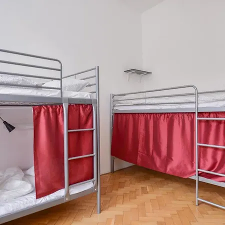 Globe Adults Only Hostel