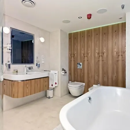 One 5* Praha