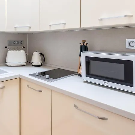 Apartment Cozy&quiet With A/c In Centre *