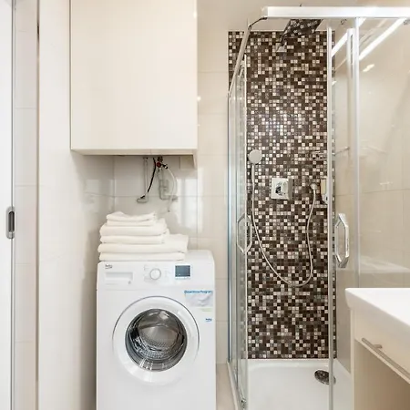 Apartment Cozy&quiet With A/c In Centre *