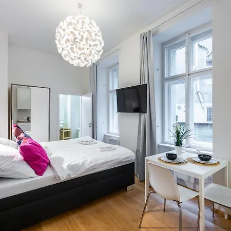 Tesnov Aparthotel 2*
