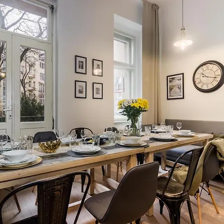 Modern And Huge Apts In Center By Michal&friends Daire *