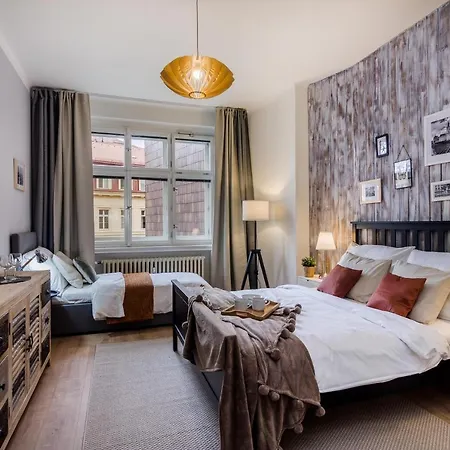 Apartament In Charles Bridge 1km By Michal&friends