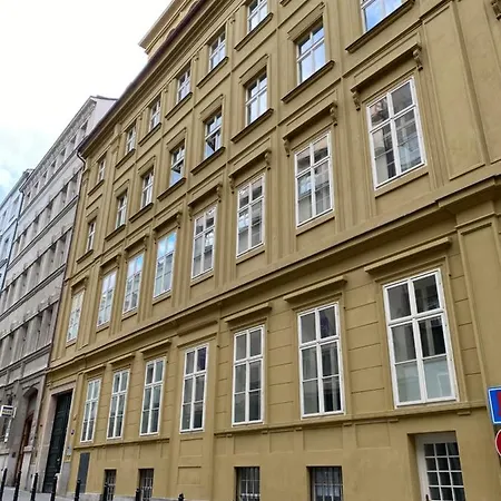 The Dante - Family With Free Parking