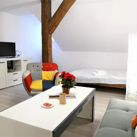 Republic Square Loft *