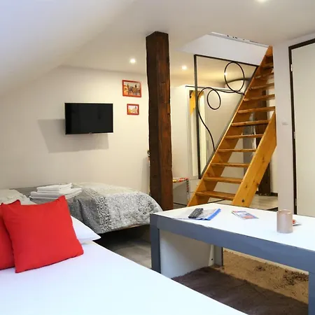 Aparthotel Republic Square Loft Prag