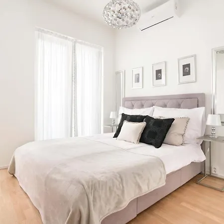 Cozy&quiet With A/c In Centre Prague