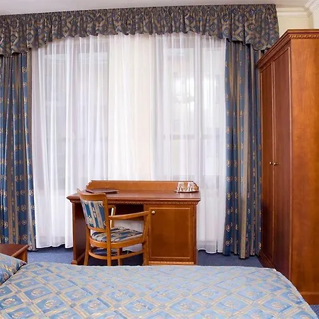 Hotel Arkada Prague