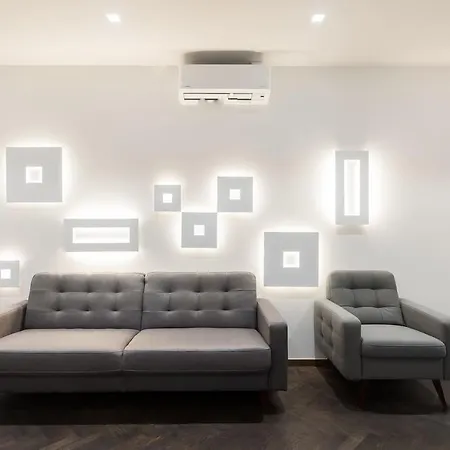 Palace Dlouha - Old Town Apartment